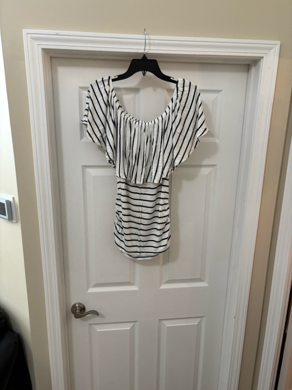 VENUS Black and Navy Striped Off-Shoulder Crop Top